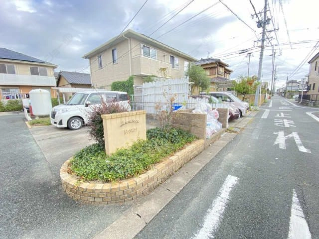 敷地内ゴミ捨て場