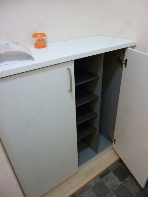 シューズボックス