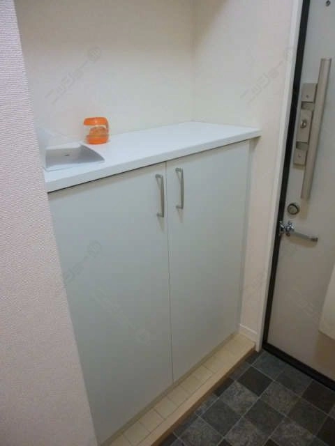 シューズボックス