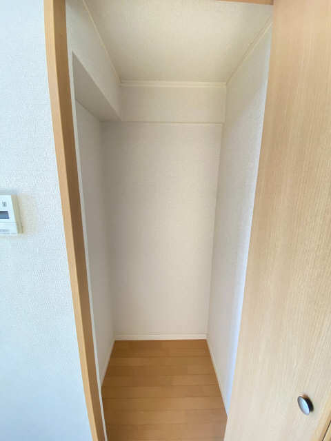 階段下収納