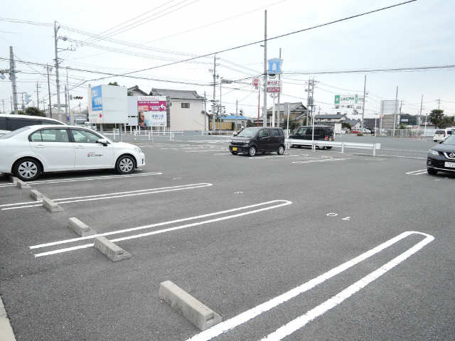 へーベルメゾン浜道Ⅱ 2階 駐車場