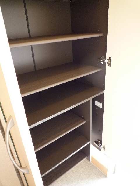 シューズボックス