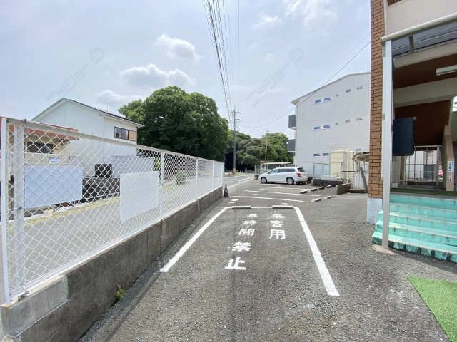 来客駐車場（1台分）