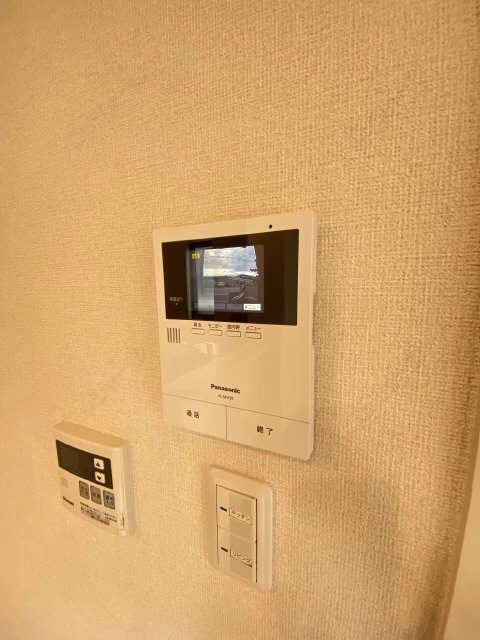 モニター付きインターホン