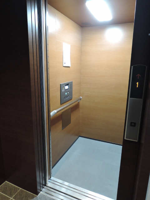 グランセントラル　ミラまち 1階 エレベーター