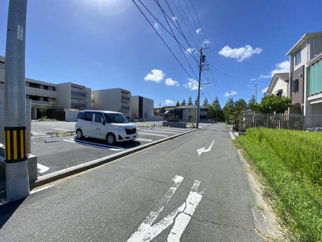 エクセレントラックＡ 1階 前面道路