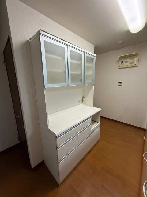 キッチン収納棚