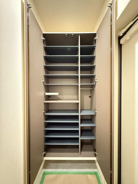 シューズBOX