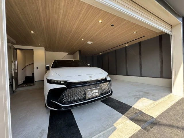 駐車場（ガレージ内）