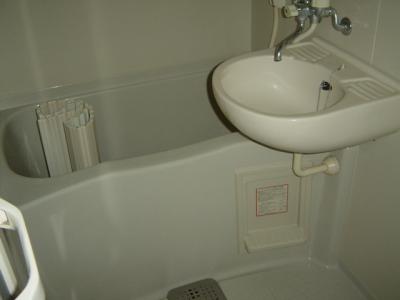 サンヒルズマキノ 1階 浴室