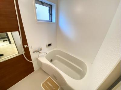 Casa Bianco 1階 浴室