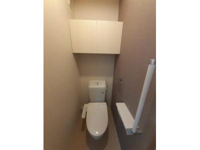 アンソレイエ　ｆ 2階 WC