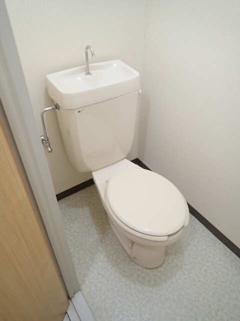 メゾン新栄２ 2階 WC