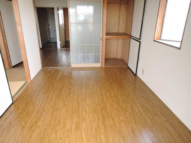 熊澤コーポ 3階 洋室