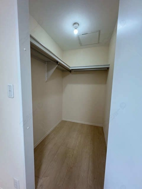 ウォークインクローゼット