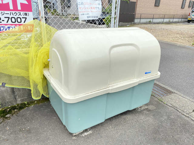 ゴミステーション