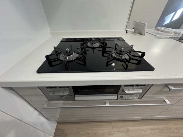 ビルトイン３口コン