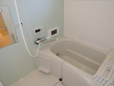 BARRY KS 1階 浴室