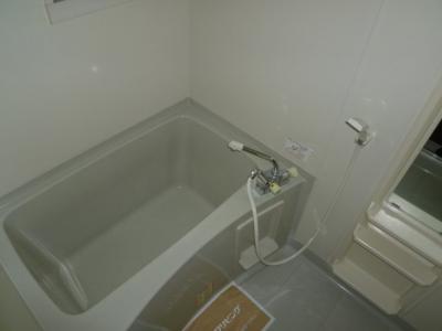 L’Untieune(アンティエーヌ)　B 2階 浴室