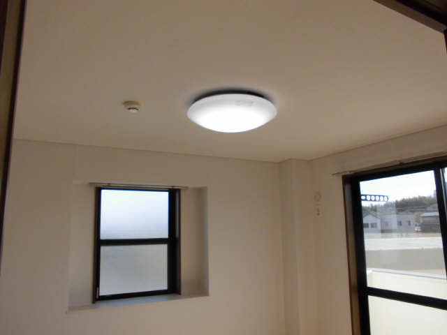 ソレイユ 2階 LEDリモコン照明