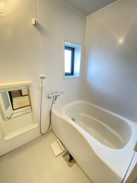 フロ－ラＳ 2階 浴室