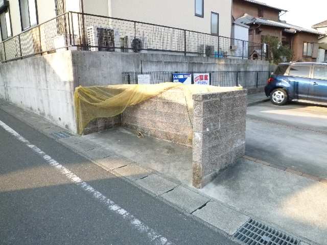 ゴミ捨て場