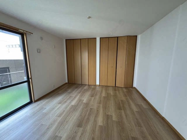 室内（現場風景）