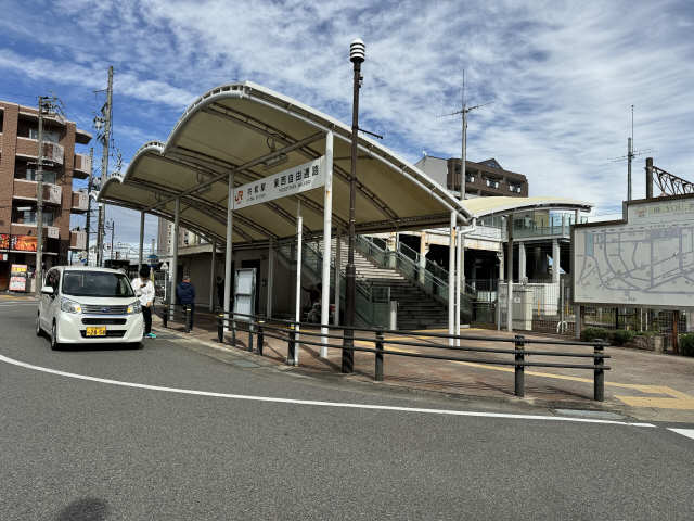 JR共和駅西口ロータリー