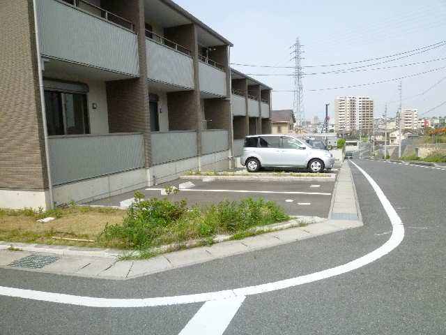 フォーユー柊山Ａ  駐車場