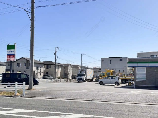 ﾌｧﾐﾘｰﾏｰﾄ