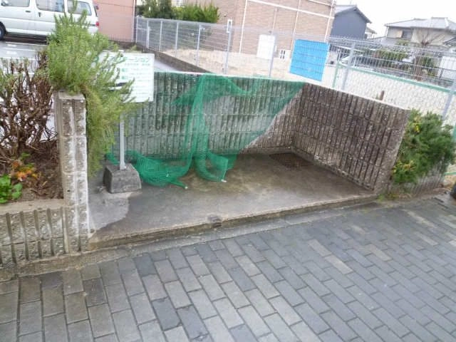 ゴミステーション