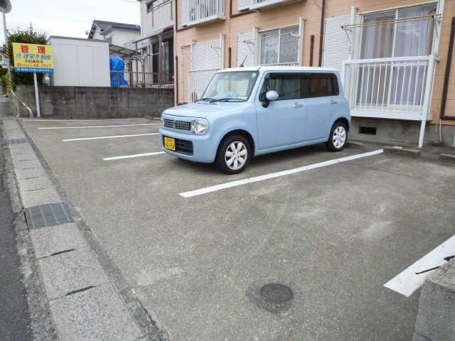 森ヶ丘ハイツ 2階 駐車場