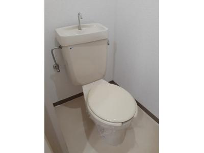 サイレントヒルモモヤマ 2階 WC
