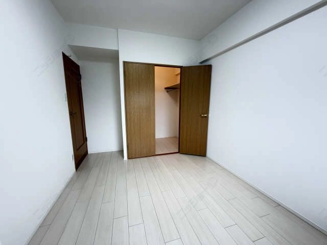 収納（北西洋室）