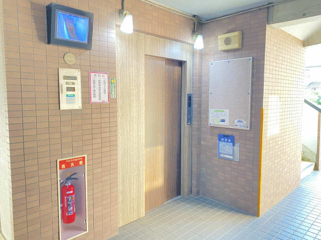 エレベーター