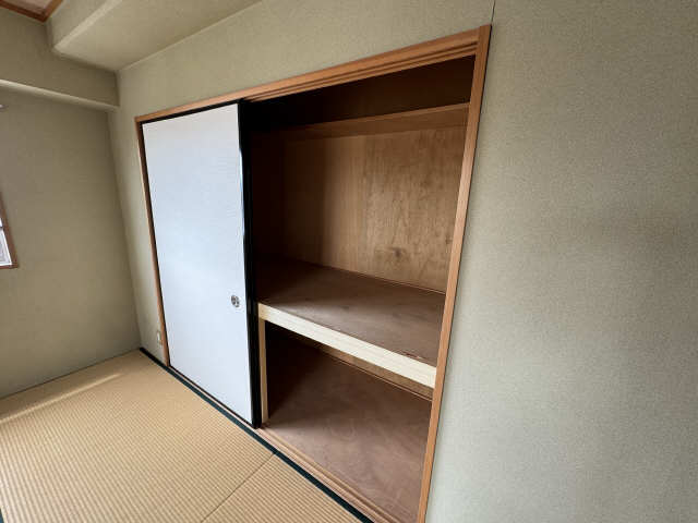 和室収納