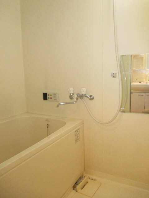 サン・グレードハイツ 3階 浴室