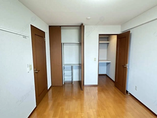 収納（北洋室）