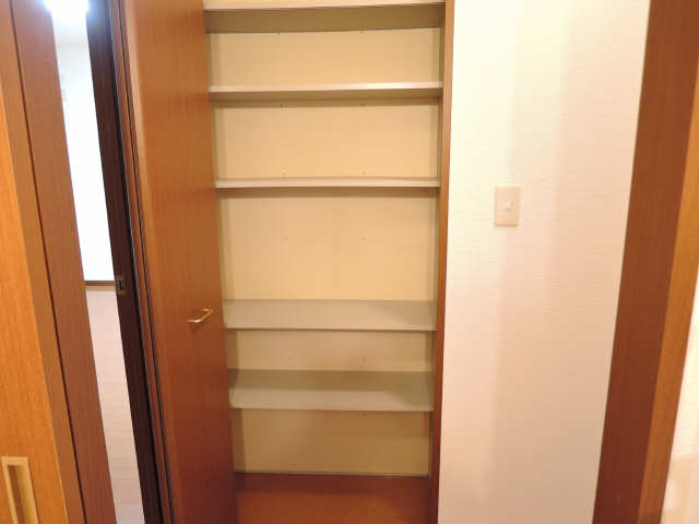 廊下収納