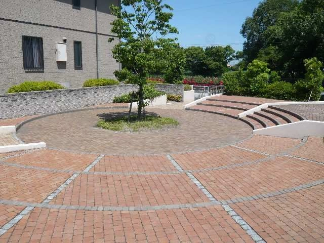 敷地内広場