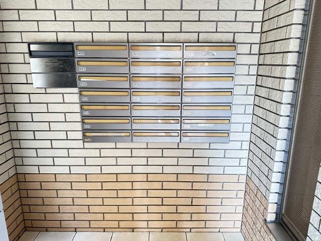 ダイヤルポスト