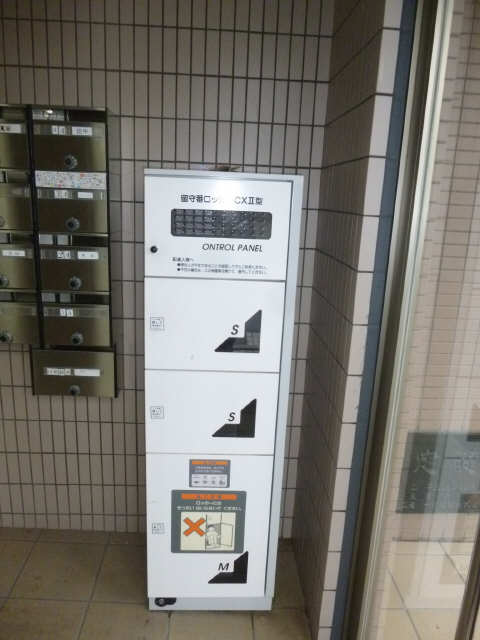 宅配ボックス