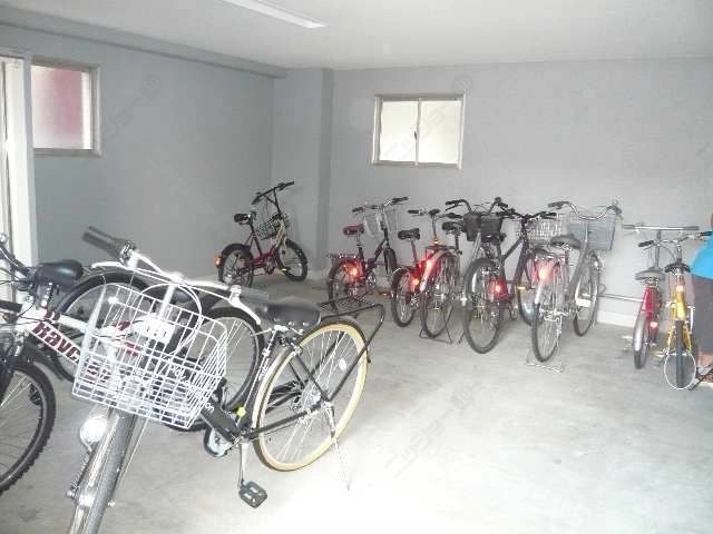 屋内駐輪場