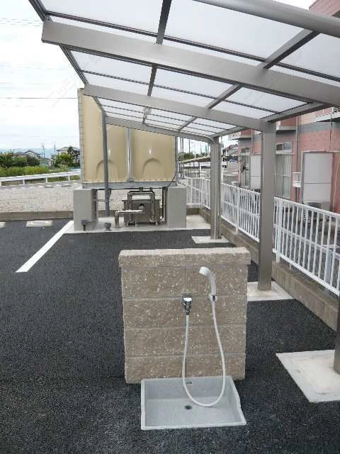 駐輪場・ﾍﾟｯﾄ洗い場