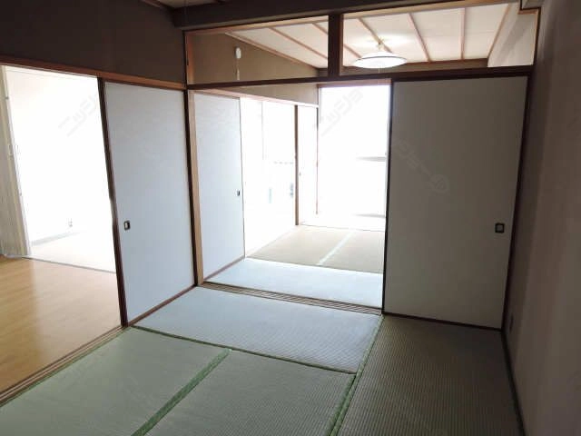 中和室