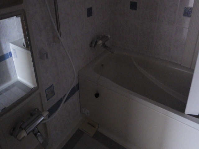 モアグレース苅安賀　３０１号室 3階 浴室