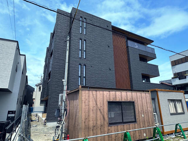 外観（建築中）