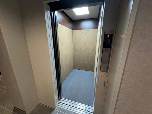 エレベーター
