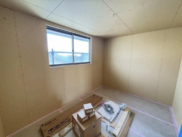 洋室(建築中)