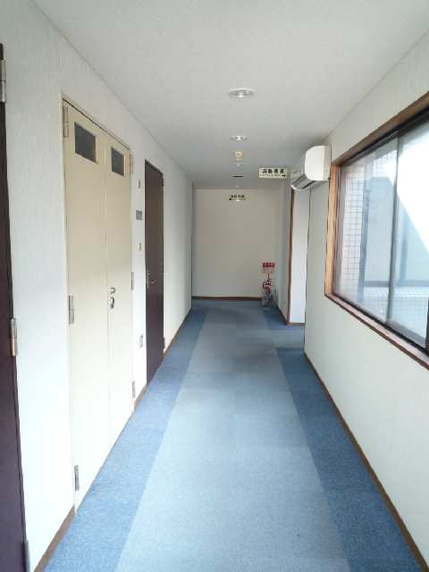 08共用廊下